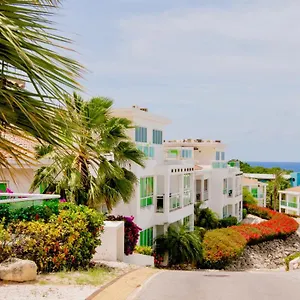 Hotel Piscadera Harbour Village